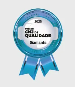 A imagem mostra o selo “Prêmio CNJ de Qualidade 2025 – Diamante”. O emblema circular em tons de azul possui estrelas na borda e duas fitas na parte inferior, simbolizando alto reconhecimento do CNJ.