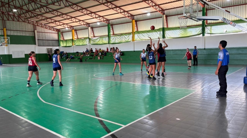 Ginásios de Sinop recebem 41 partidas no segundo dia dos Jogos Escolares e Estudantis; confira a programação desta terça-feira (23)