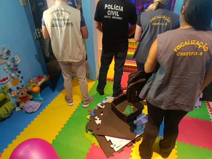 Polícia Civil, Crefito-9 e Vigilância Sanitária flagram falso terapeuta ocupacional que atende crianças em Cuiabá