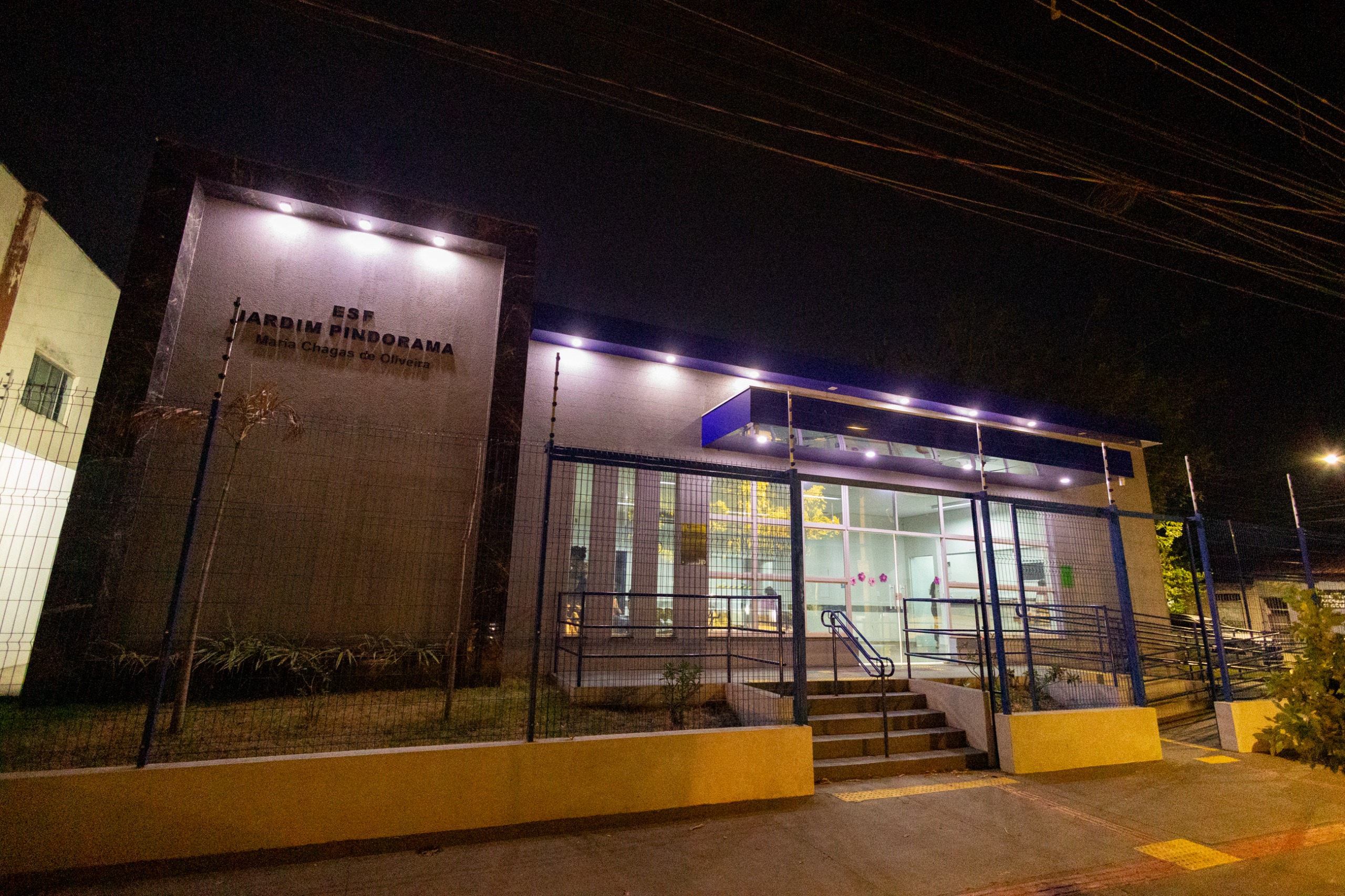 Unidades de saúde vão abrir a noite nesta quarta-feira (26)